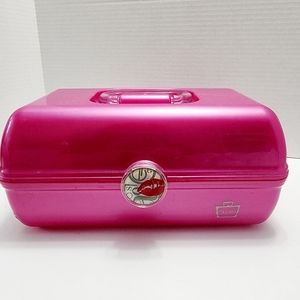 Vintage hot pink Caboodle makeup organizer